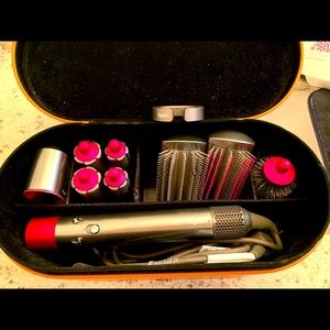 Dyson Airwrap Complete whit SEALED Long 30mm 1.2 barrels. ❤️